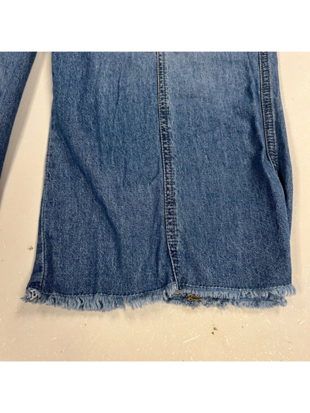 Maurices Womens Cropped Jeans Blue Drawstring Size Medium Pockets - Picture 6 of 8